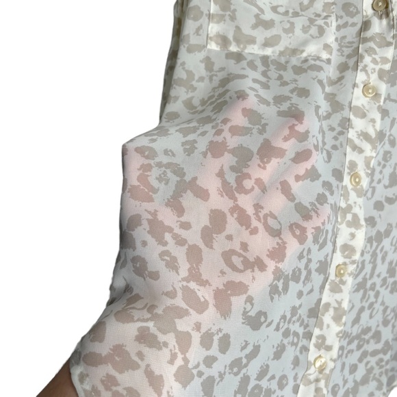 Decree Ivory Beige Semi Sheer Leopard Print Sleeveless Blouse - Picture 5 of 9